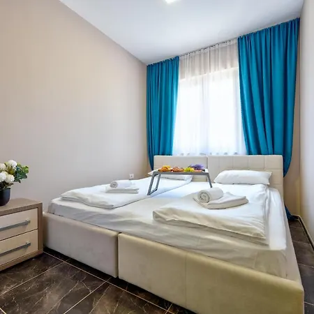 Hills Stars Apart-hotel 4*