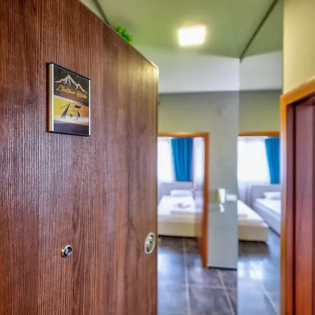 Hills Stars Appart hôtel 4*