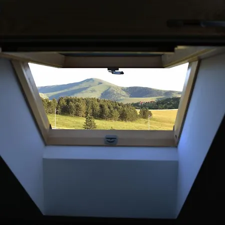 Apartmanhotel Hills Stars 4*